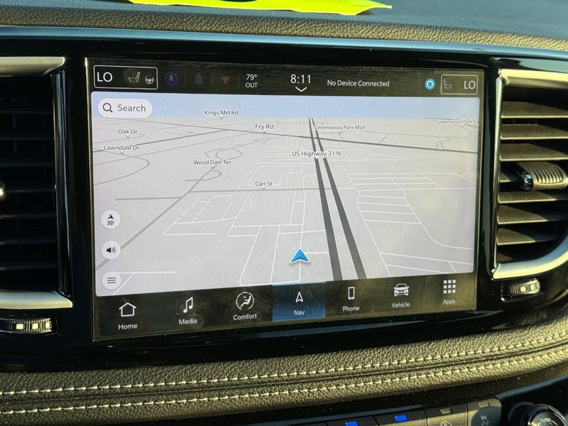 Chrysler Pacifica Vehicle Image 19