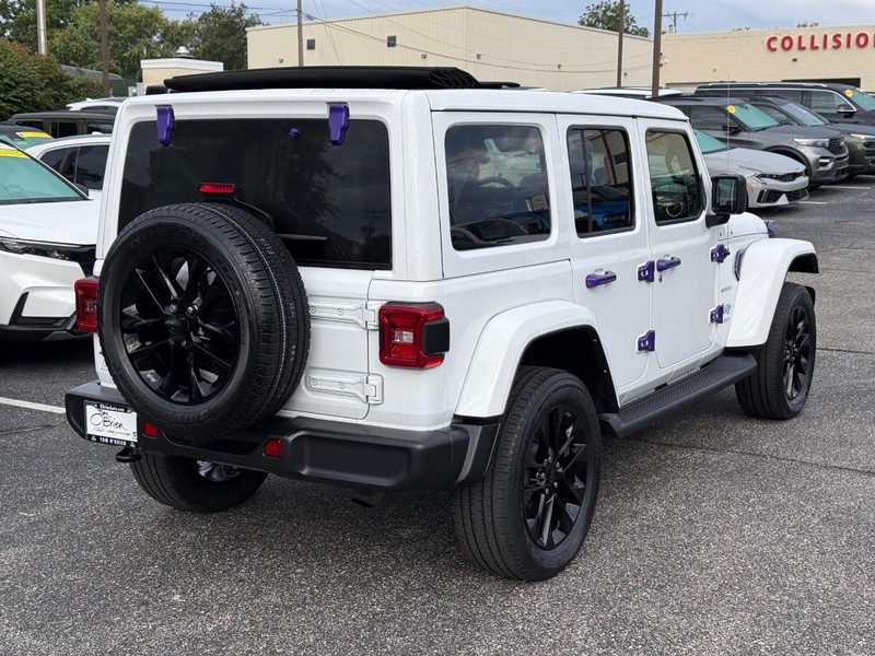 Jeep Wrangler 4xe Vehicle Image 03