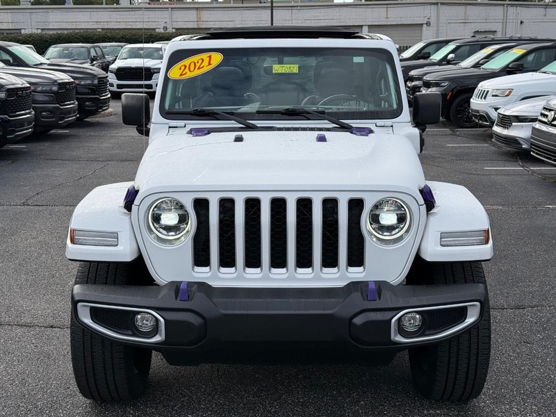 Jeep Wrangler 4xe Vehicle Image 09