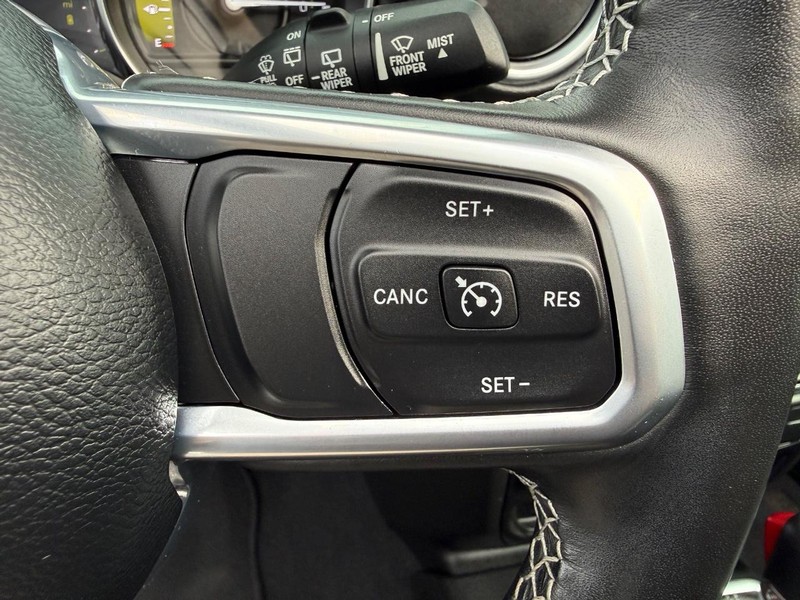 Jeep Wrangler 4xe Vehicle Image 15