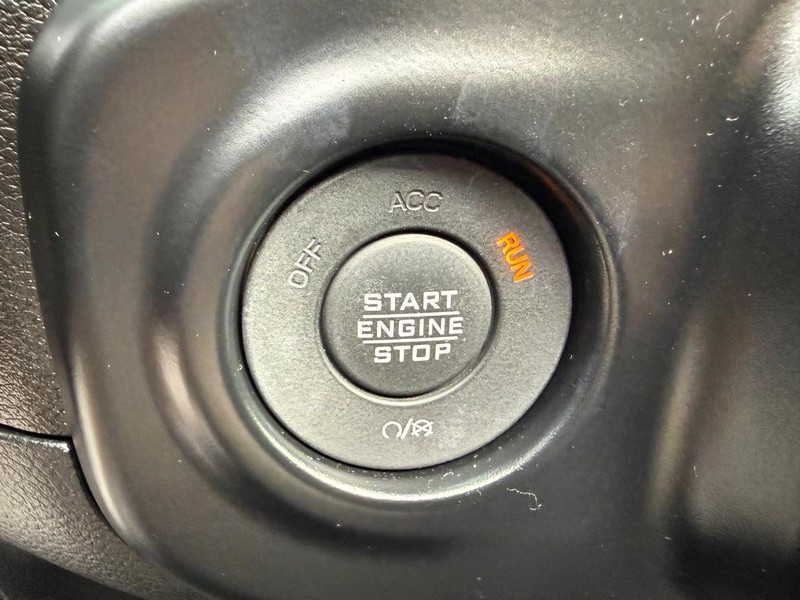 Jeep Wrangler 4xe Vehicle Image 16