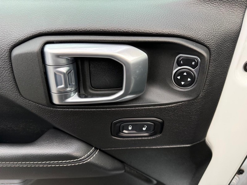 Jeep Wrangler 4xe Vehicle Image 26
