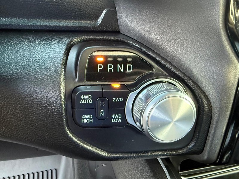 Ram 1500 Vehicle Image 17