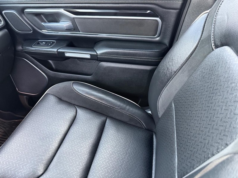 Ram 1500 Vehicle Image 22