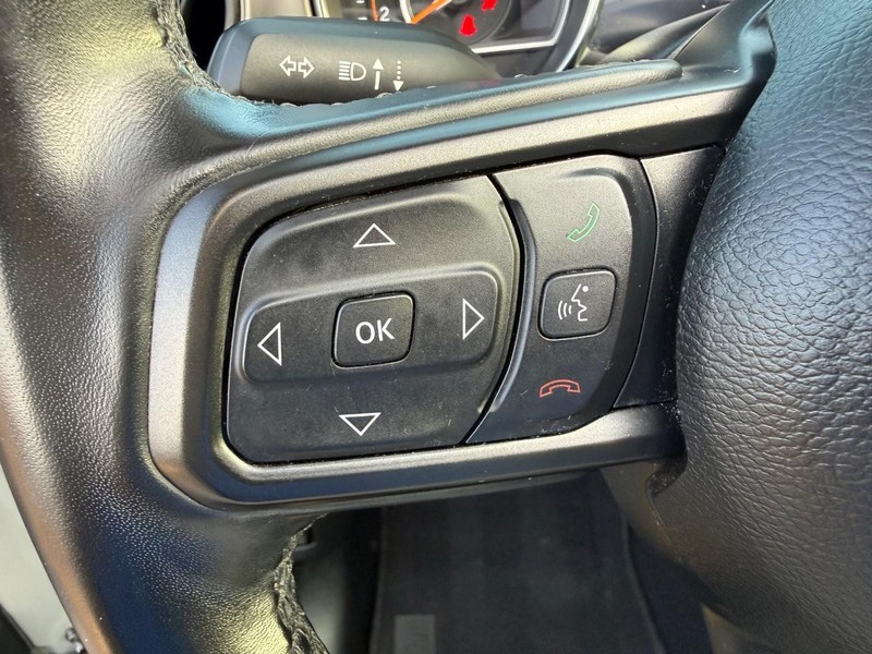 Jeep Wrangler Vehicle Image 14