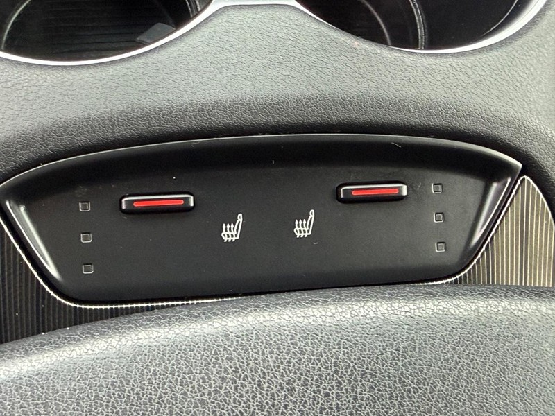 Toyota Venza Vehicle Image 19