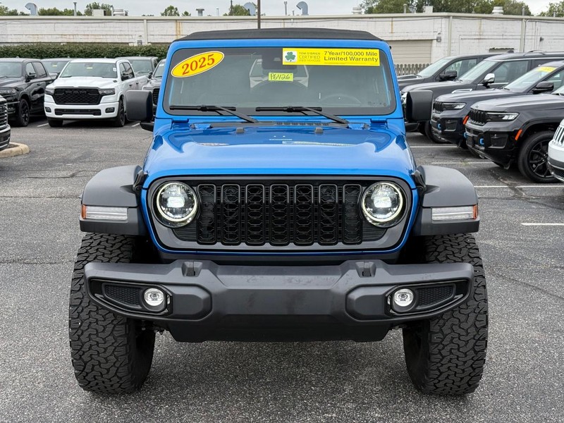 Jeep Wrangler Vehicle Image 09