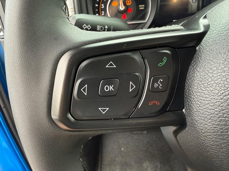 Jeep Wrangler Vehicle Image 13