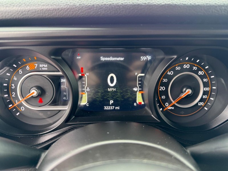 Jeep Wrangler Vehicle Image 22