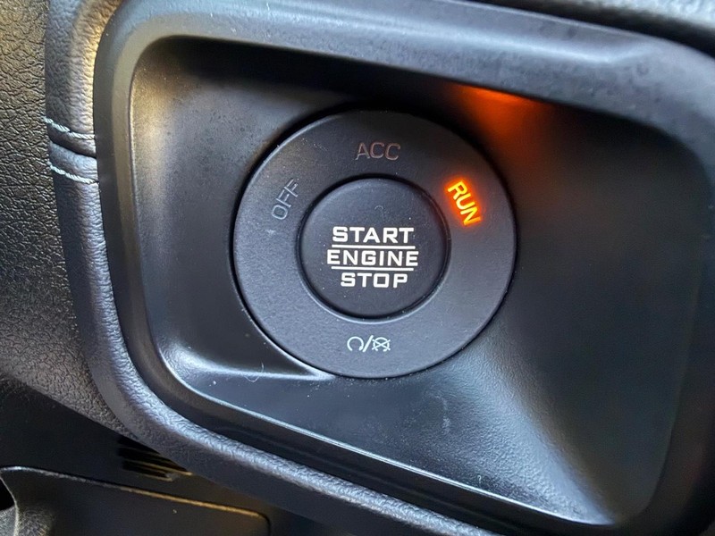 Jeep Wrangler Vehicle Image 16