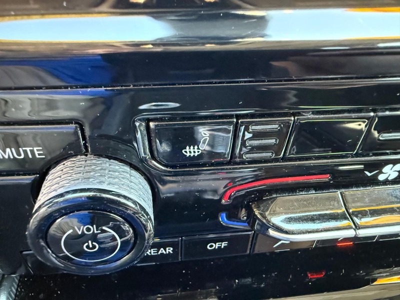 Jeep Grand Cherokee 4xe Vehicle Image 18
