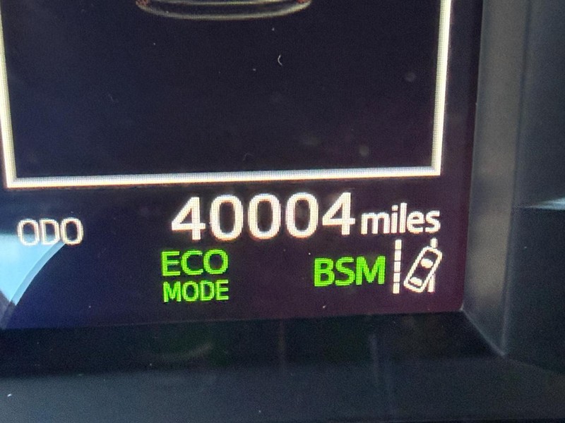 Toyota Highlander Vehicle Image 25