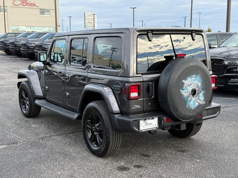 Jeep Wrangler Unlimited Vehicle Image 05