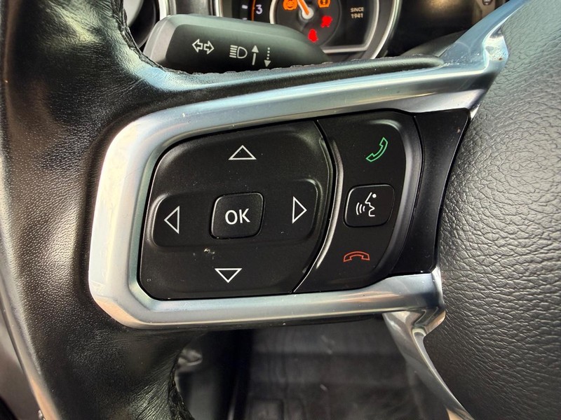 Jeep Wrangler Unlimited Vehicle Image 13