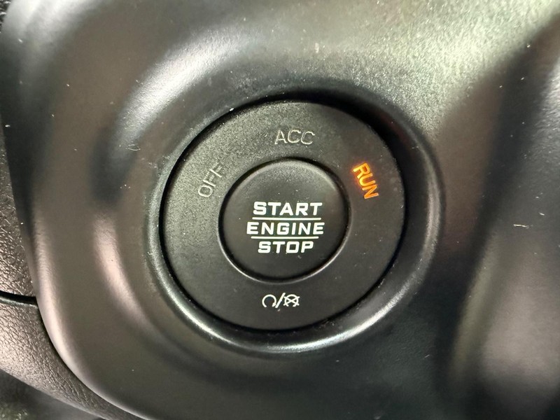 Jeep Wrangler Unlimited Vehicle Image 15