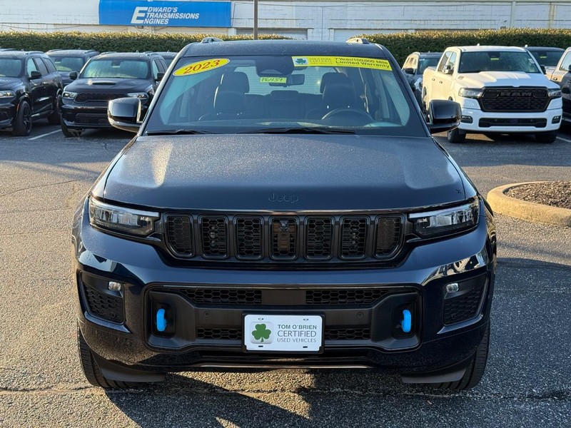 Jeep Grand Cherokee 4xe Vehicle Image 10
