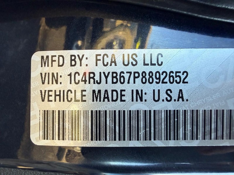 Jeep Grand Cherokee 4xe Vehicle Image 28