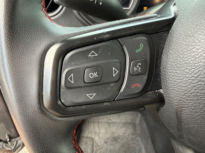 Jeep Wrangler Vehicle Image 13