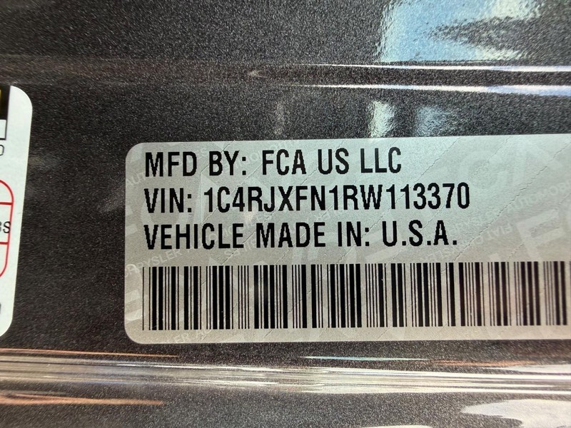 Jeep Wrangler Vehicle Image 25