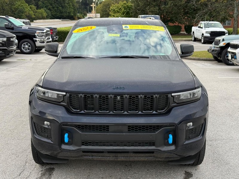 Jeep Grand Cherokee 4xe Vehicle Image 10