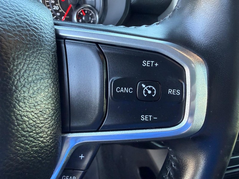 Ram 1500 Vehicle Image 15