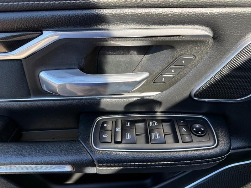 Ram 1500 Vehicle Image 27