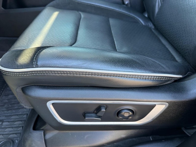 Ram 1500 Vehicle Image 28