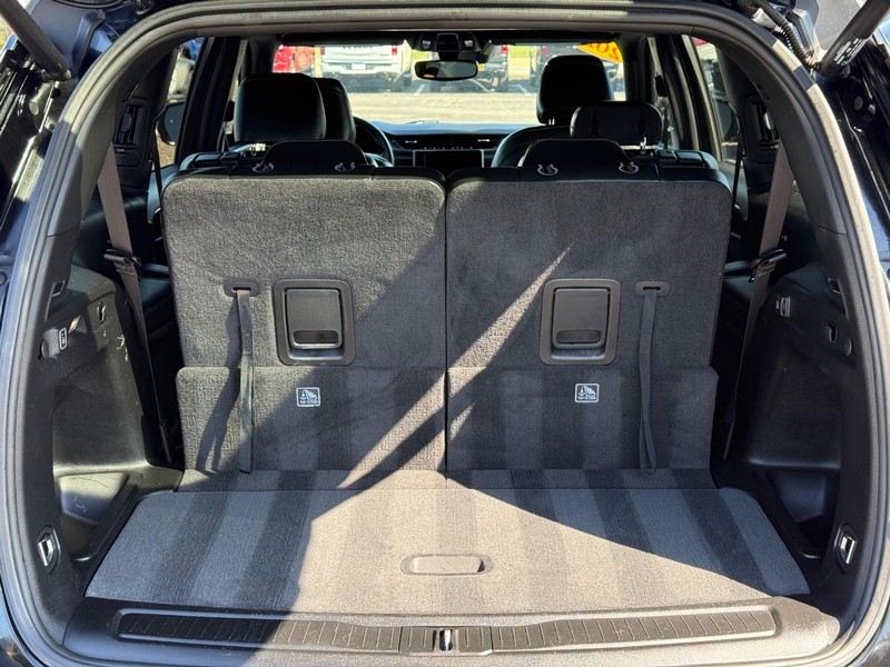 Jeep Grand Cherokee L Vehicle Image 07