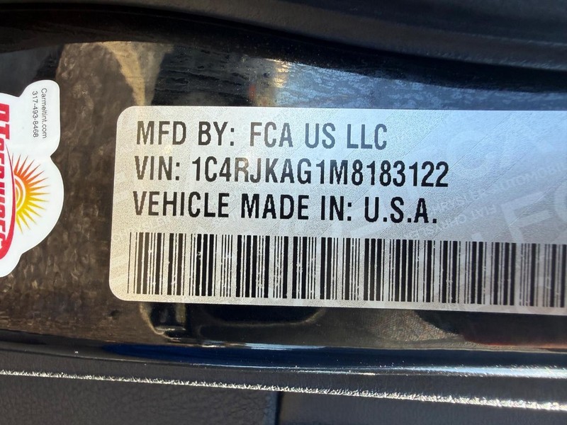Jeep Grand Cherokee L Vehicle Image 28