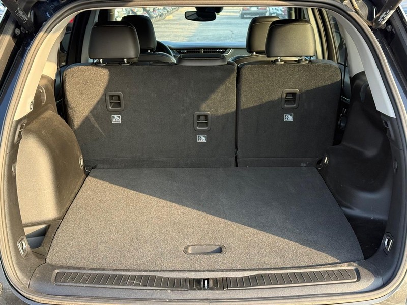 Jeep Grand Cherokee Vehicle Image 07