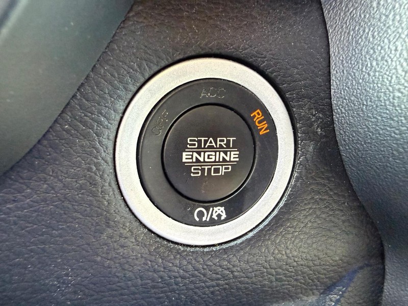 Ram 1500 Vehicle Image 15