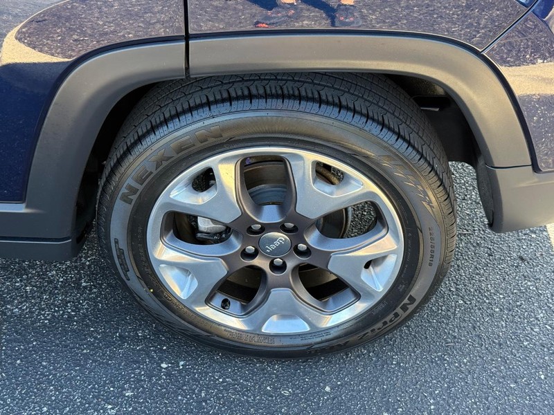 Jeep Compass Vehicle Image 06