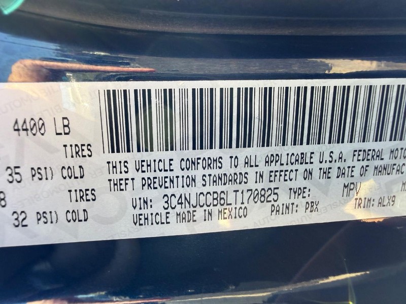 Jeep Compass Vehicle Image 26