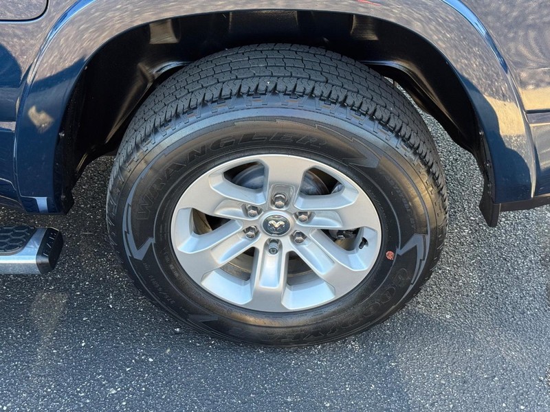 Ram 1500 Vehicle Image 06
