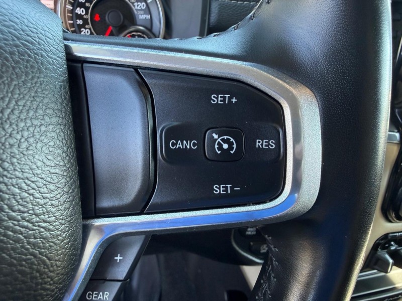 Ram 1500 Vehicle Image 14