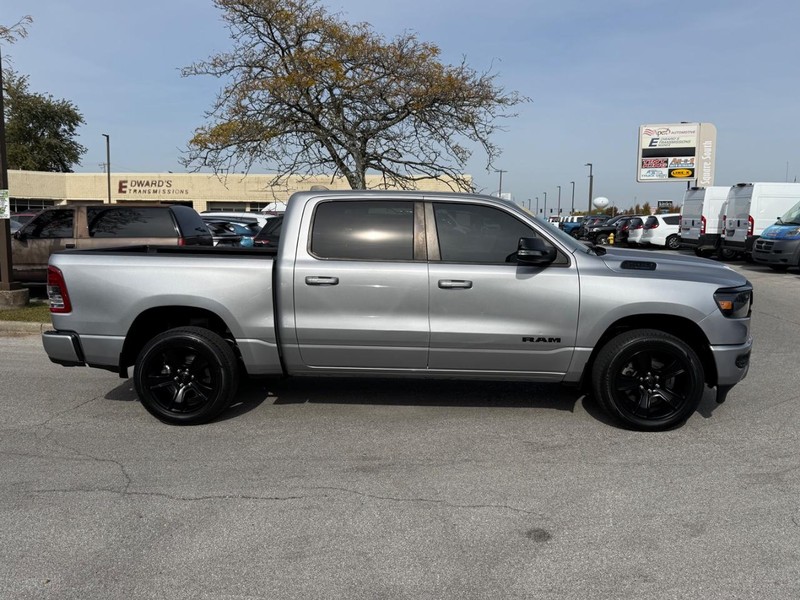 Ram 1500 Vehicle Image 02