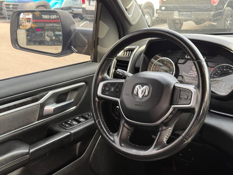 Ram 1500 Vehicle Image 12
