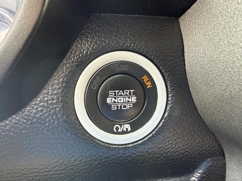 Ram 1500 Vehicle Image 15