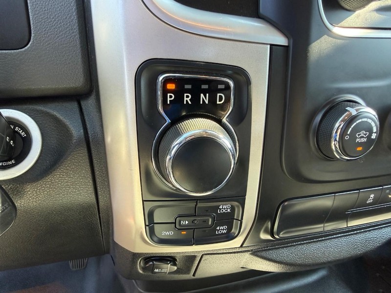 Ram 1500 Vehicle Image 15