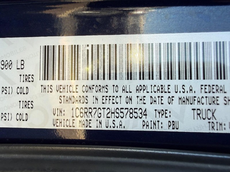 Ram 1500 Vehicle Image 24
