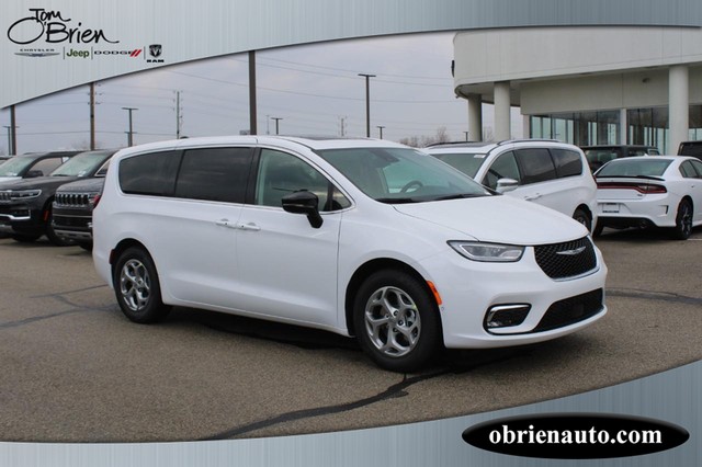 2024 Chrysler Pacifica Limited at Tom O'Brien Chrysler Jeep Dodge Ram in Indianapolis IN