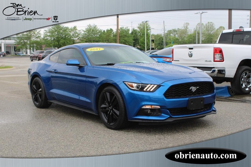 2017 Ford Mustang EcoBoost photo