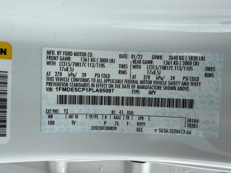 Ford Bronco Vehicle Full-screen Gallery Image 27