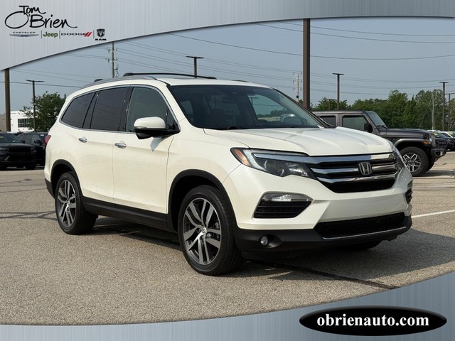 2017 Honda Pilot Touring at Tom O'Brien Chrysler Jeep Dodge Ram in Indianapolis IN