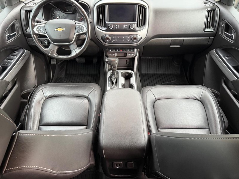 Chevrolet Colorado Vehicle Full-screen Gallery Image 11