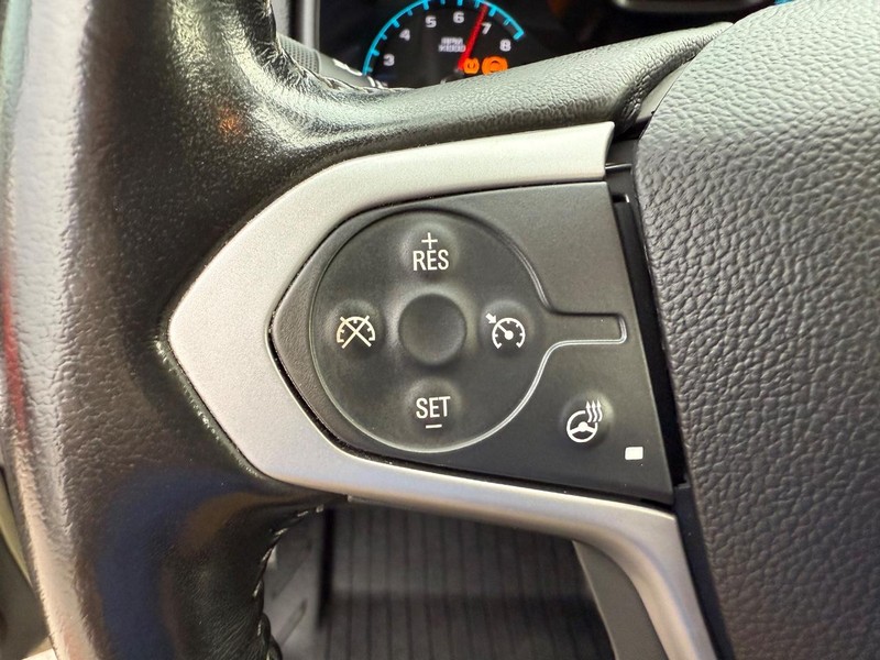 Chevrolet Colorado Vehicle Full-screen Gallery Image 13