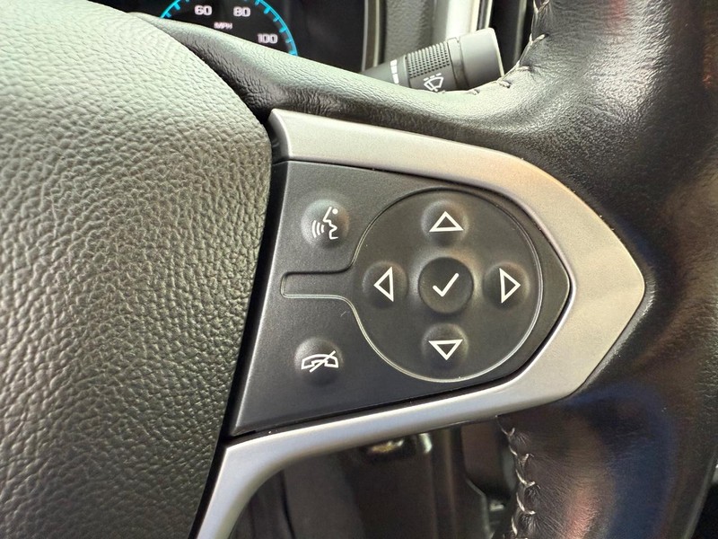 Chevrolet Colorado Vehicle Full-screen Gallery Image 14