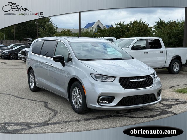 2026 Chrysler Pacifica Select at Tom O'Brien Chrysler Jeep Dodge Ram in Indianapolis IN