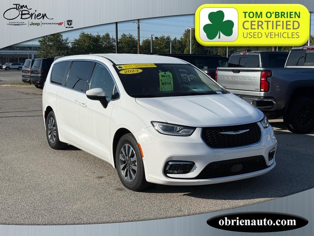 2023 Chrysler Pacifica Hybrid Touring L at Tom O'Brien Chrysler Jeep Dodge Ram in Indianapolis IN