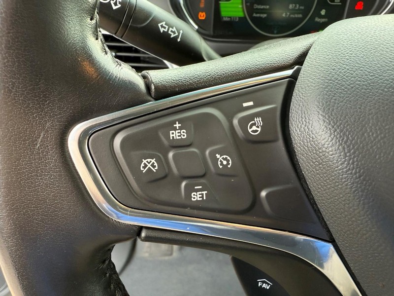 Chevrolet Bolt EV Vehicle Full-screen Gallery Image 13